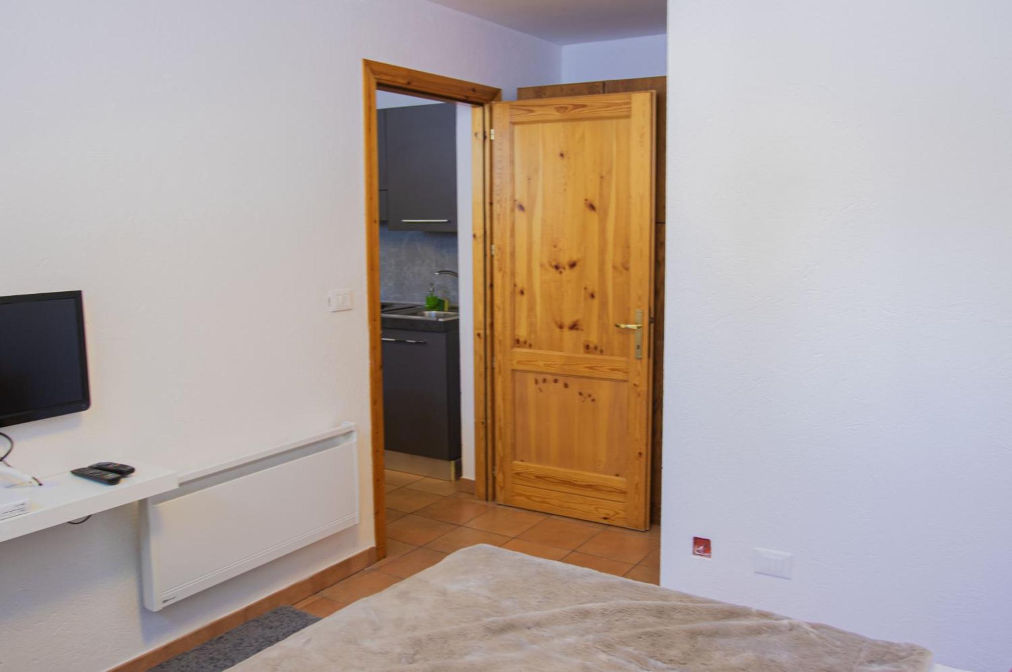 Base Camp Alpine Apartments Breuil-Cervinia Phòng bức ảnh