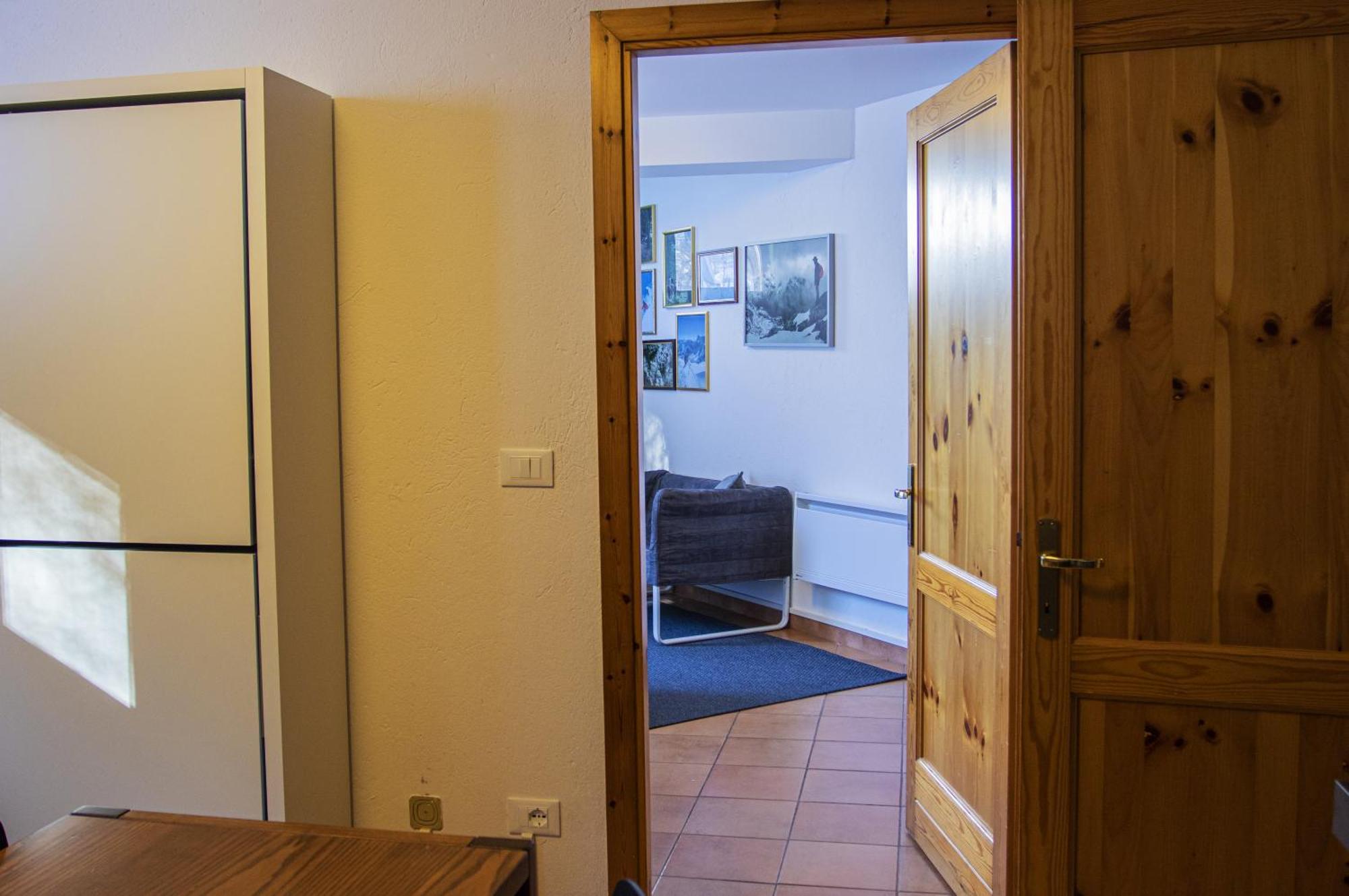 Base Camp Alpine Apartments Breuil-Cervinia Phòng bức ảnh