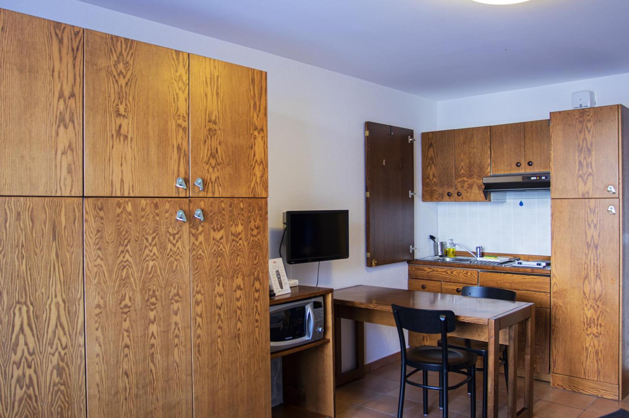 Base Camp Alpine Apartments Breuil-Cervinia Phòng bức ảnh